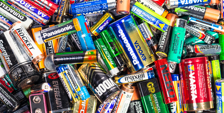 different types of batteries grouped together